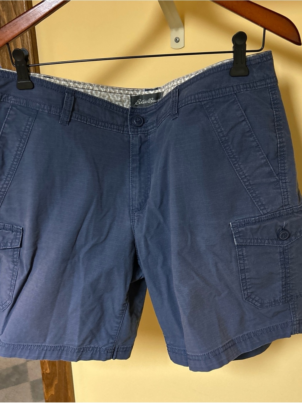 Eddie Bauer Women’s Blue Cotton Shorts Size 12 with 7 Inch Inseam